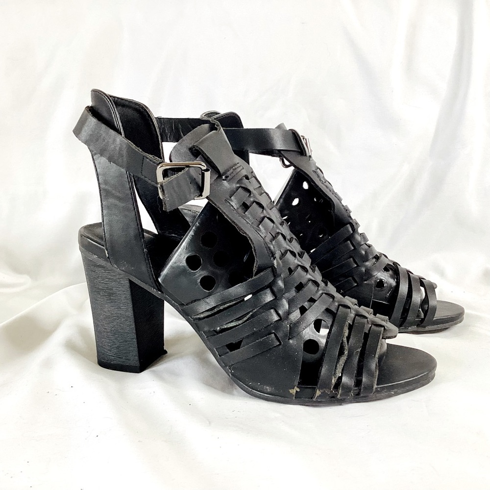 Wild Diva Gladiator Strappy Adjustable Chunky Heel Sandals